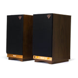 THE SIXES Walnut Speaker